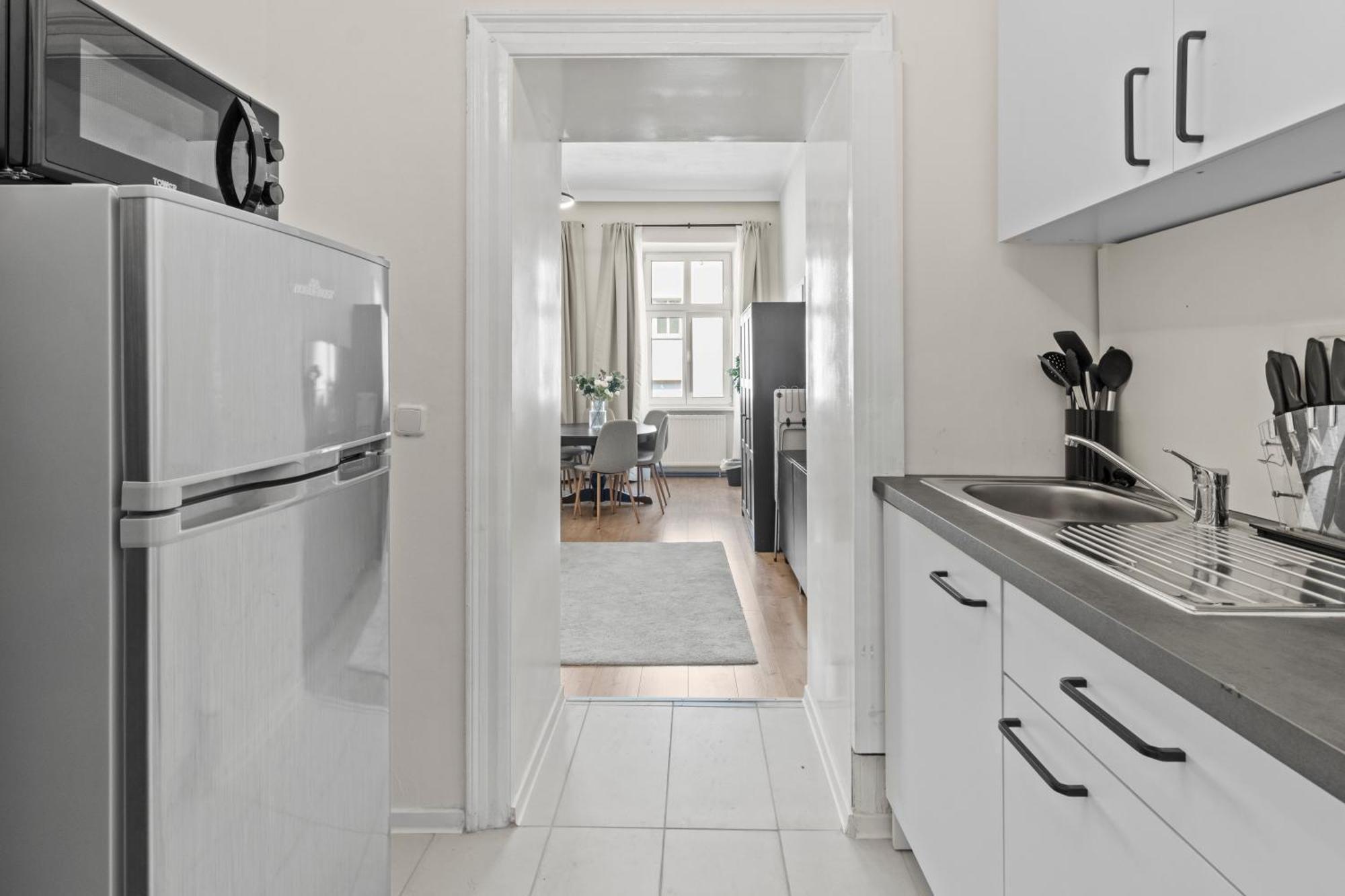 Spacious Apartment, 3 Min To U6 Metro Вена Экстерьер фото