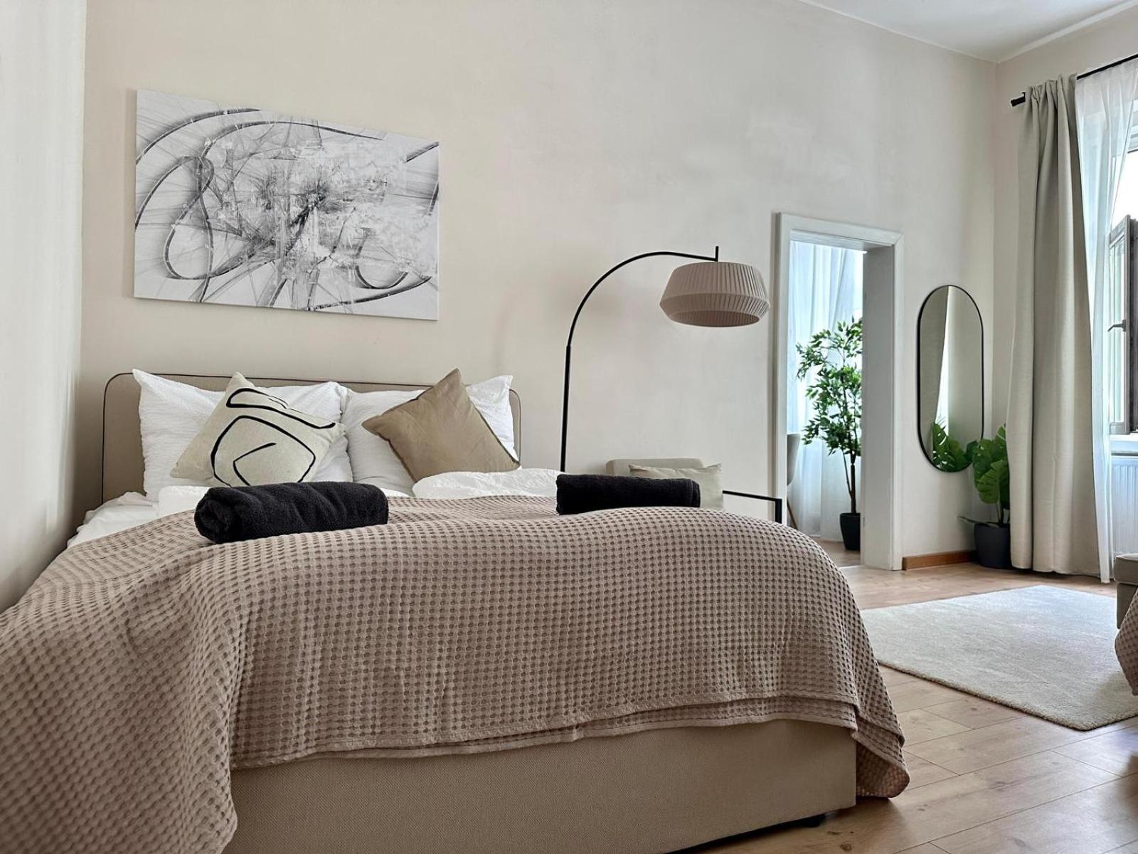 Spacious Apartment, 3 Min To U6 Metro Вена Экстерьер фото