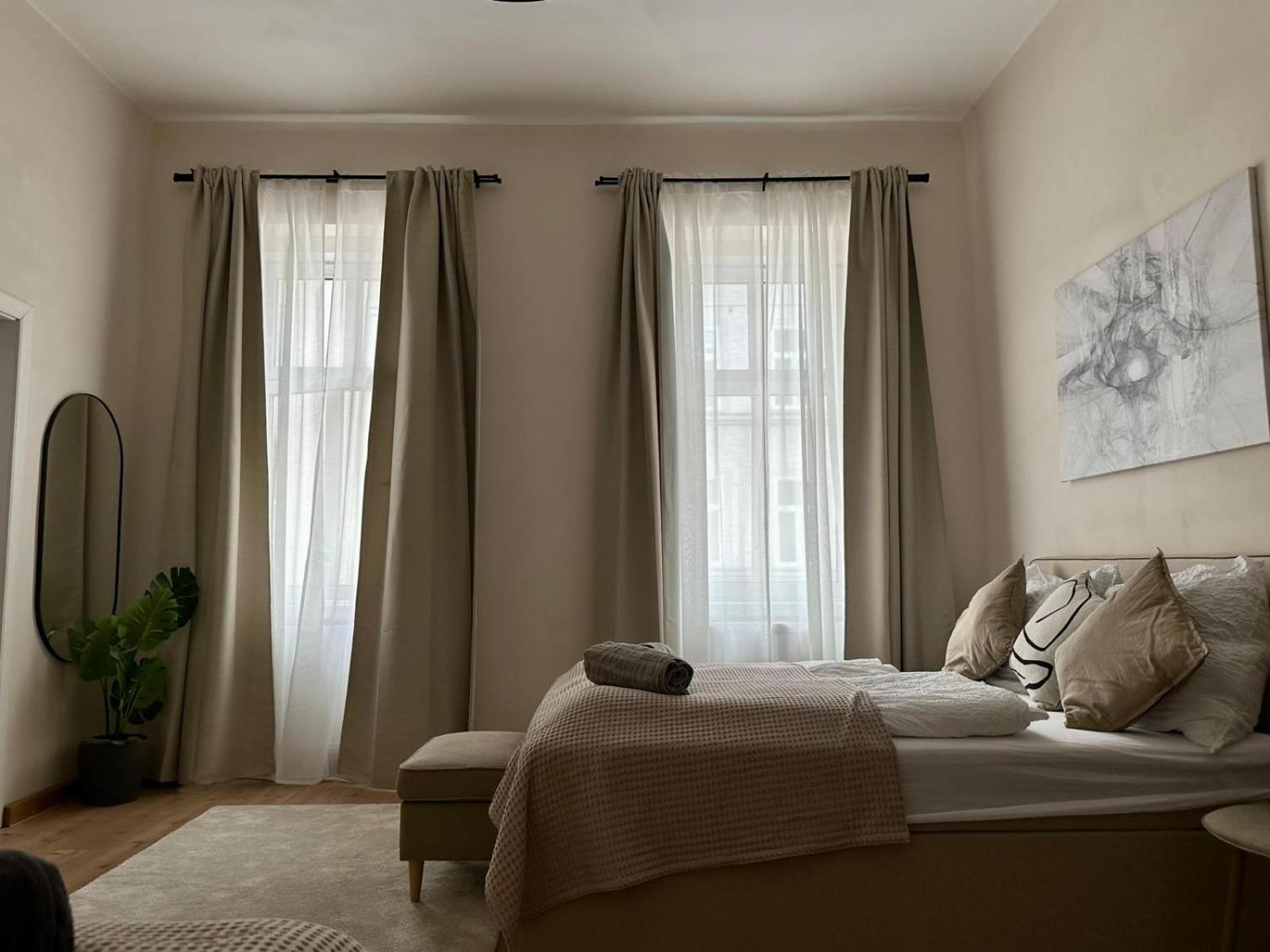 Spacious Apartment, 3 Min To U6 Metro Вена Экстерьер фото