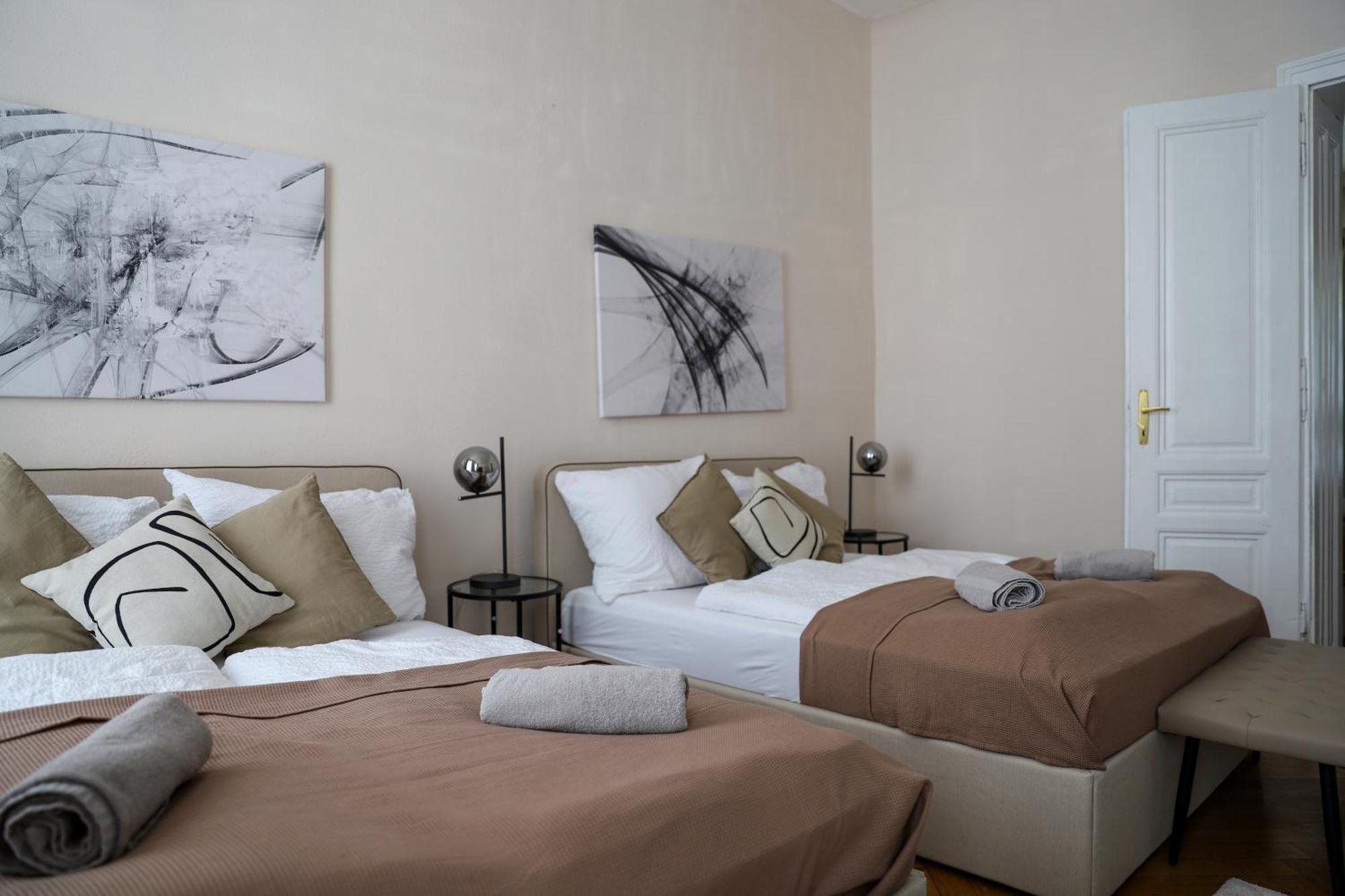 Spacious Apartment, 3 Min To U6 Metro Вена Экстерьер фото