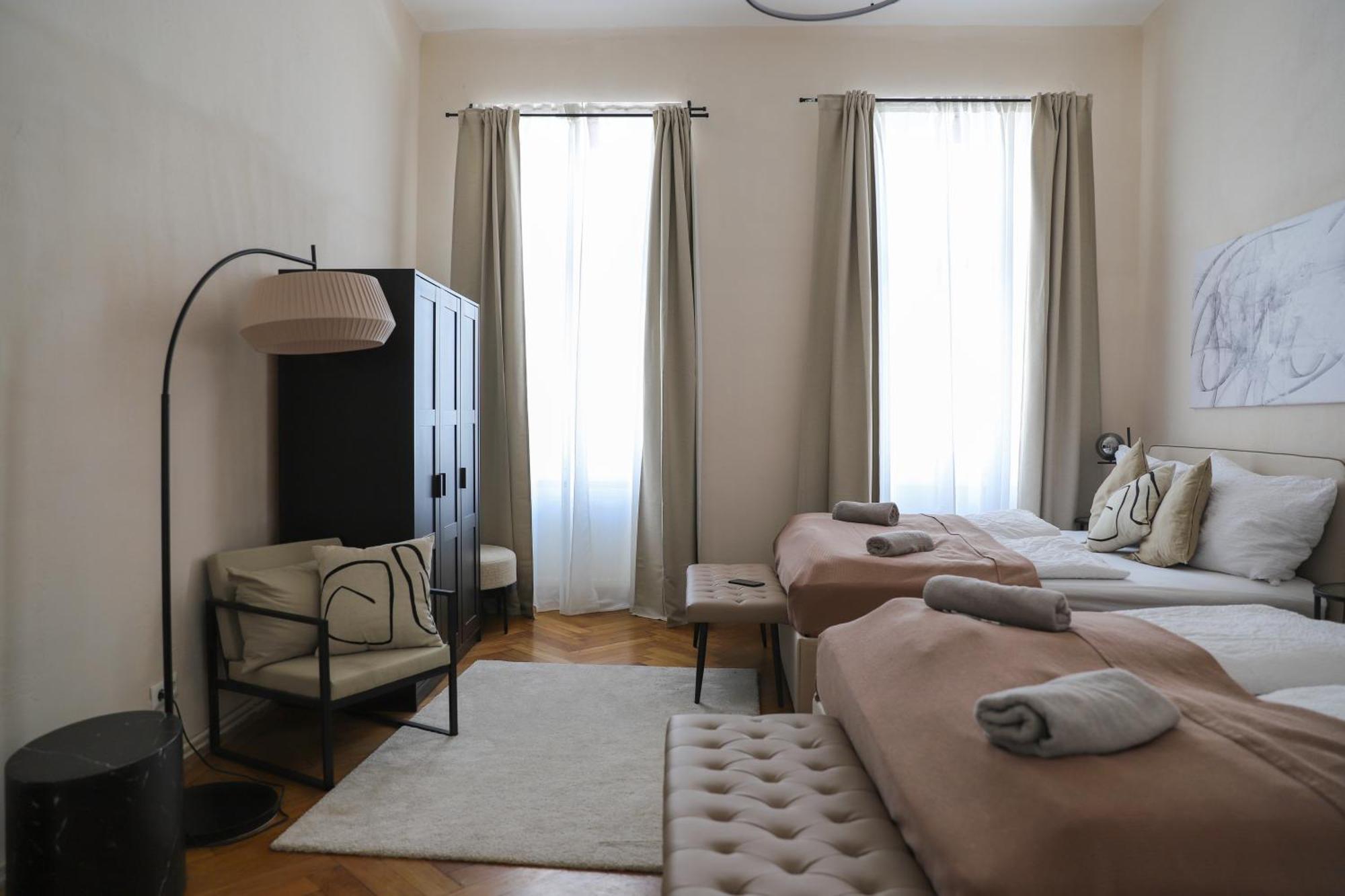 Spacious Apartment, 3 Min To U6 Metro Вена Экстерьер фото